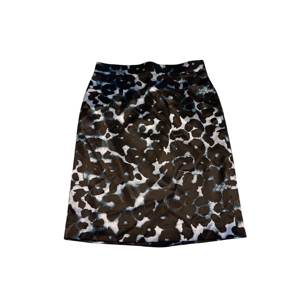 Ann Taylor silk skirt size 6p fully lined